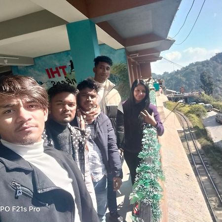 Pathi Bunkers Ostello Darjeeling  Esterno foto