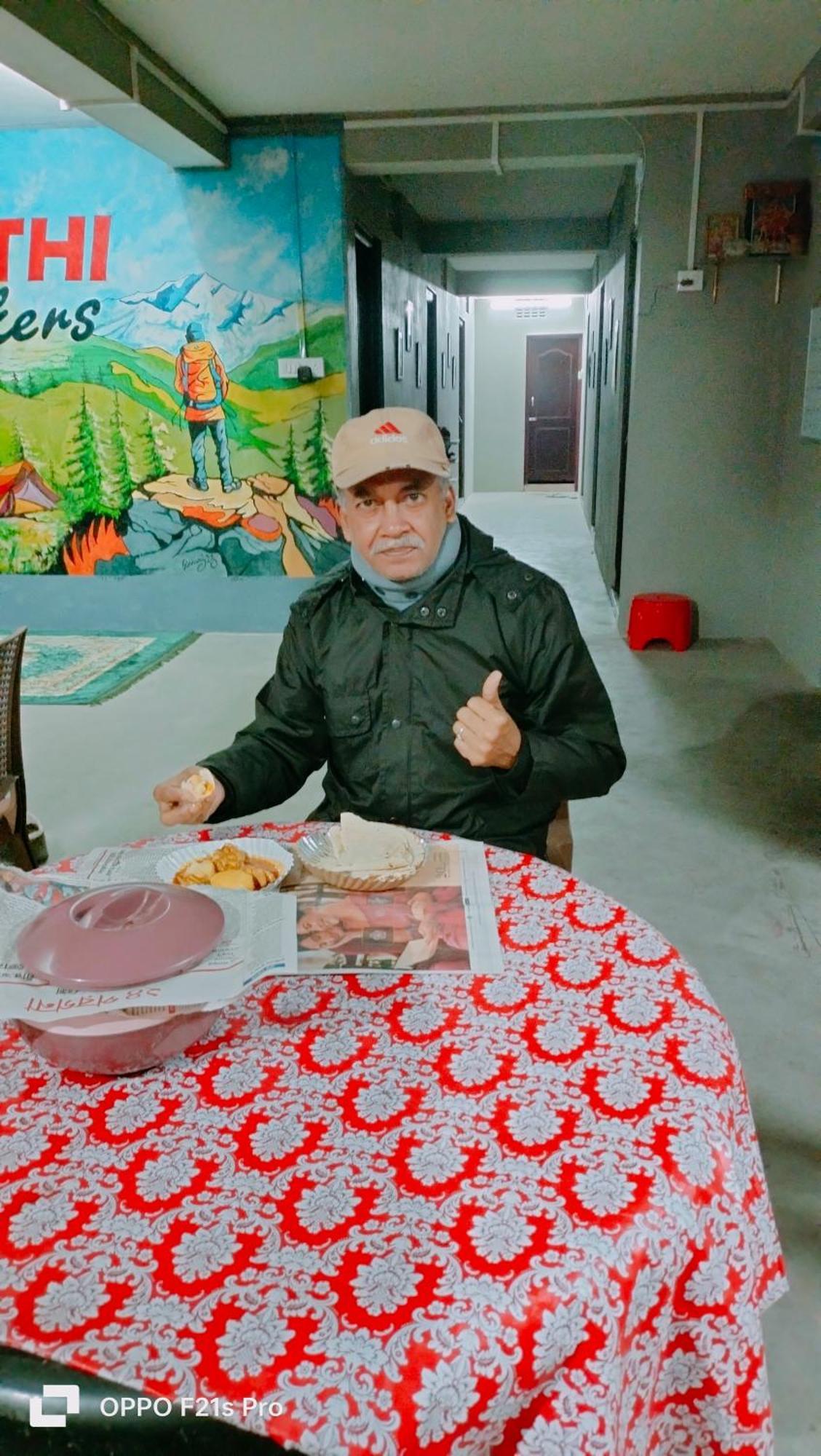 Pathi Bunkers Ostello Darjeeling  Esterno foto